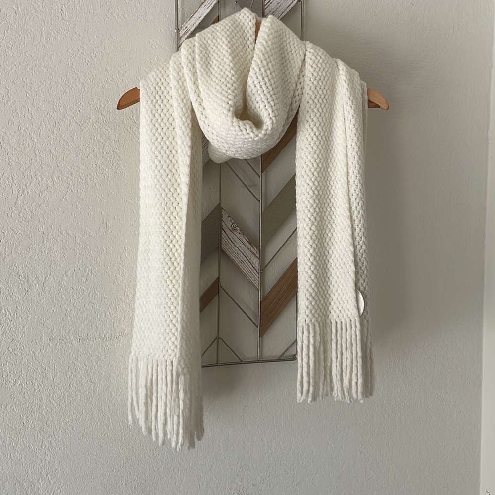 Aimee Lynn studio NYC scarf